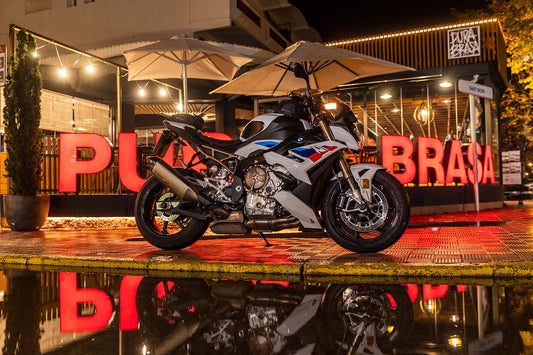 How to Improve Visibility While Riding a Motorcycle in Wet Conditions