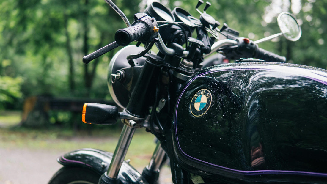 Touring in Comfort: Essential Accessories for Your BMW K Series Motorcycle