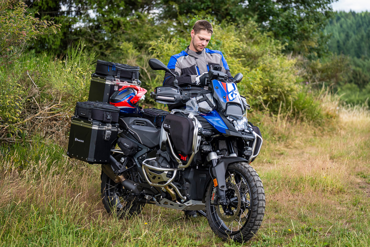 DRYBAG Side Bags for the Frame Panels of the R 1300 GS Adventure - black