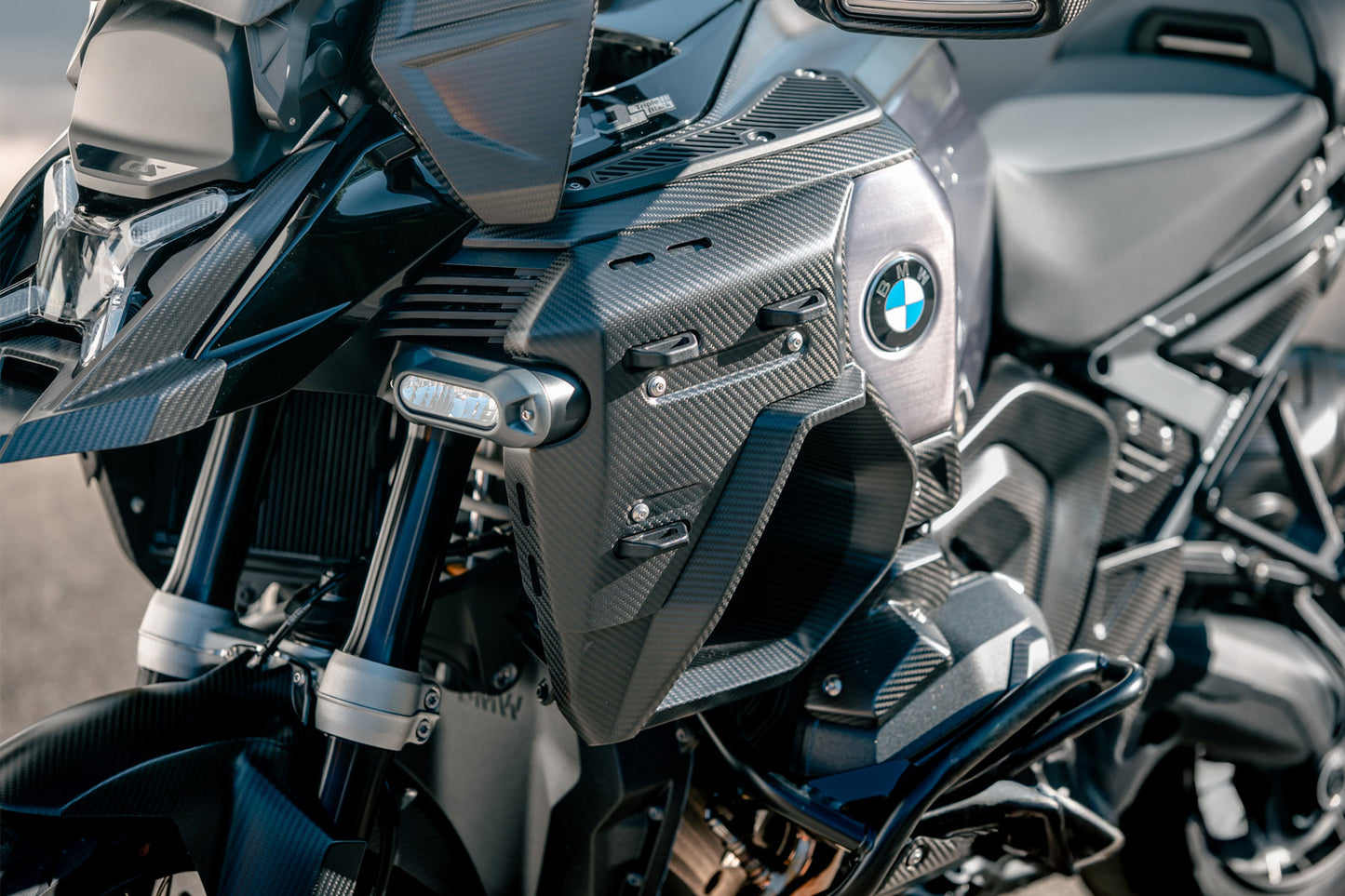 Ilmberger Air Outlet Trim R 1300 GS Adventure - left - carbon - matt