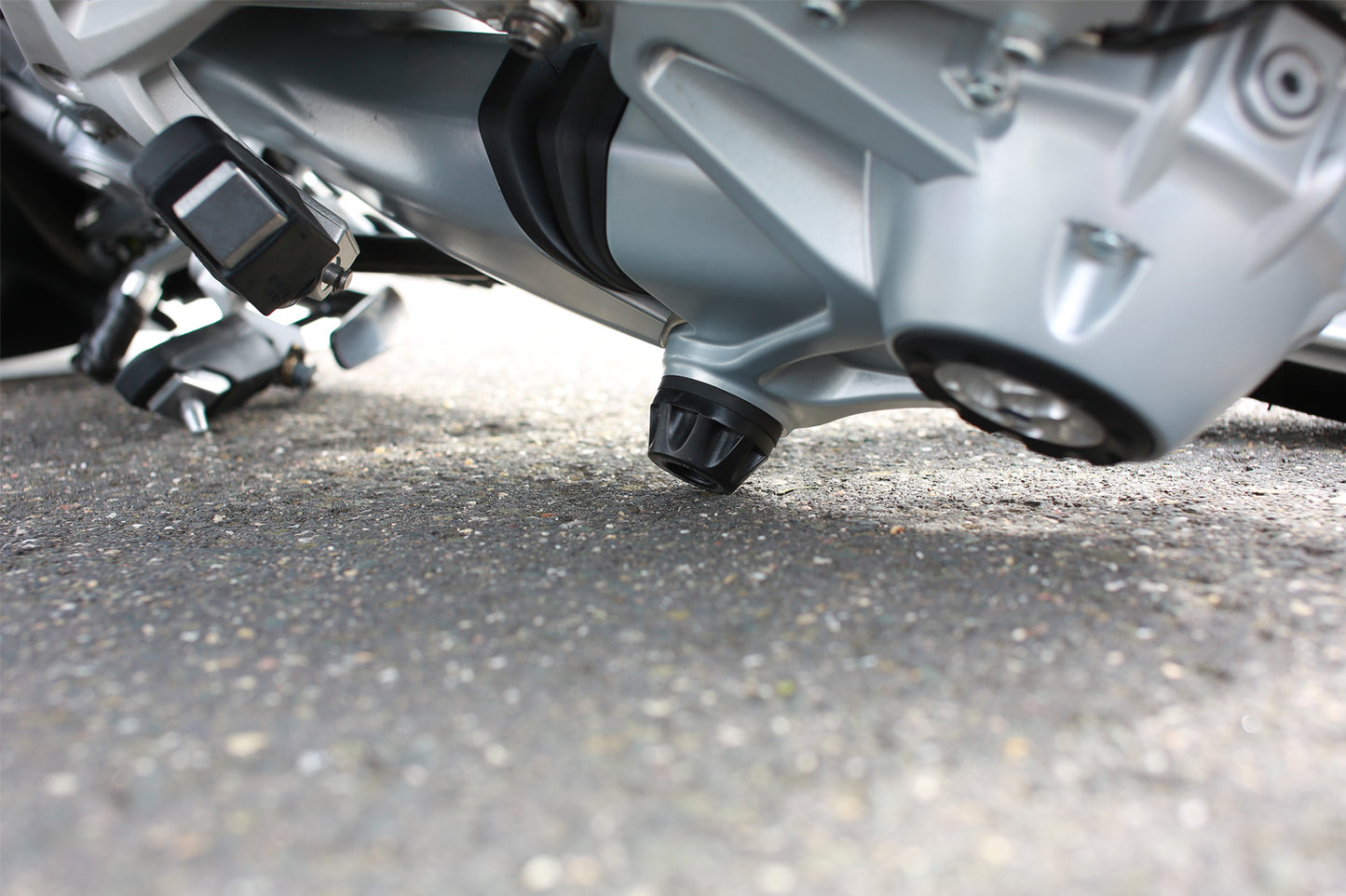 DOUBLESHOCK drive protection pad - black - rear