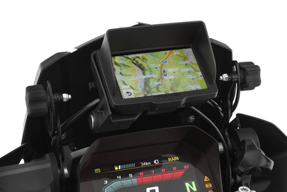 Glare shield for BMW Navigator V [Black]