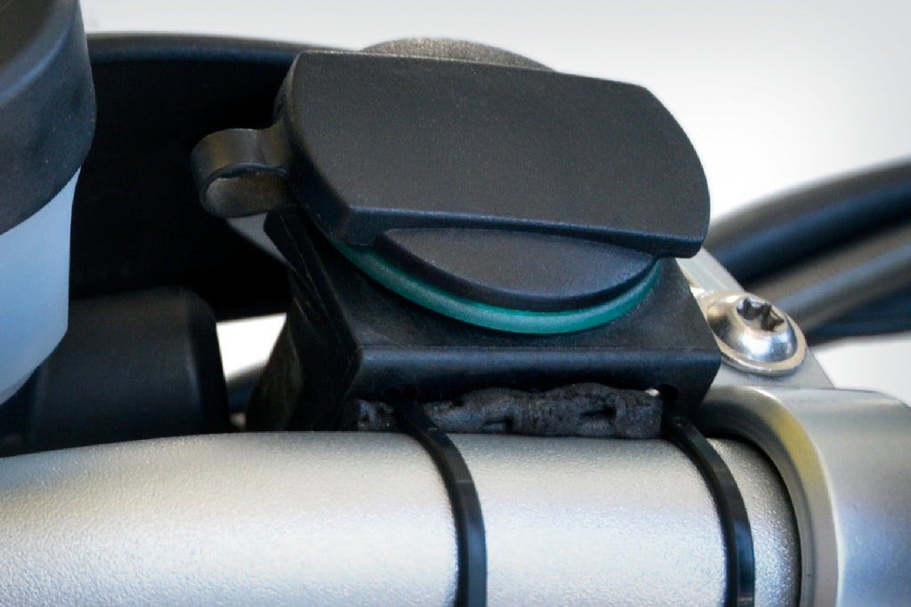 Cigarette lighter socket DIN