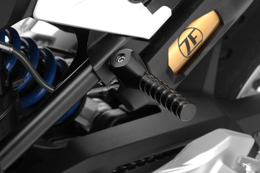 Lifting Handle F900 R / XR