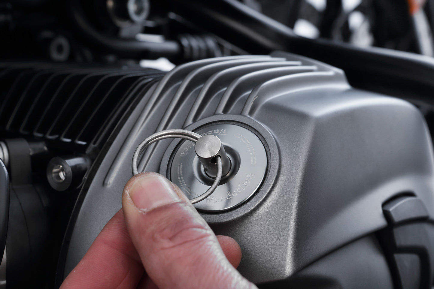 Safety oil filler plug  titanium