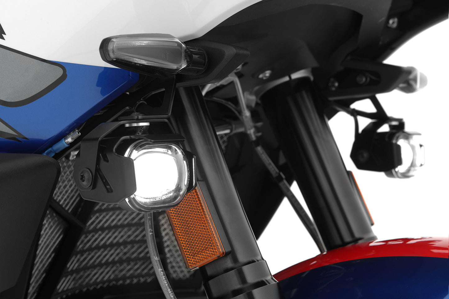 MICROFLOOTER LED auxiliary headlight - black