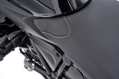 AKTIVKOMFORT rider seat - with seat heating Smart Plug & Play - low - black