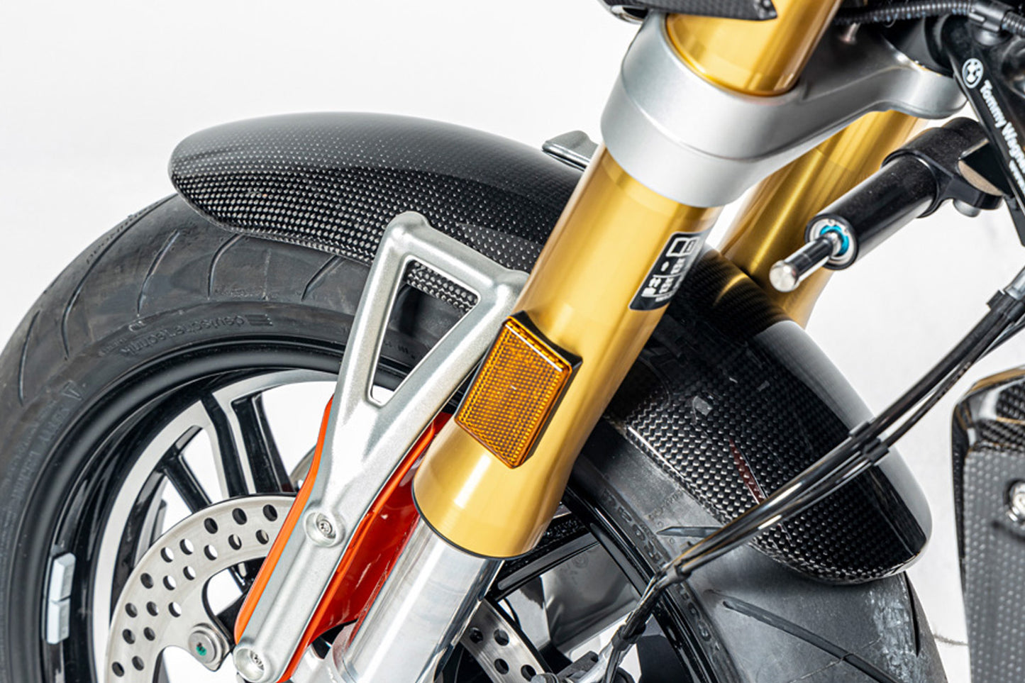 Ilmberger front mudguard R 12 nineT - carbon - glossy