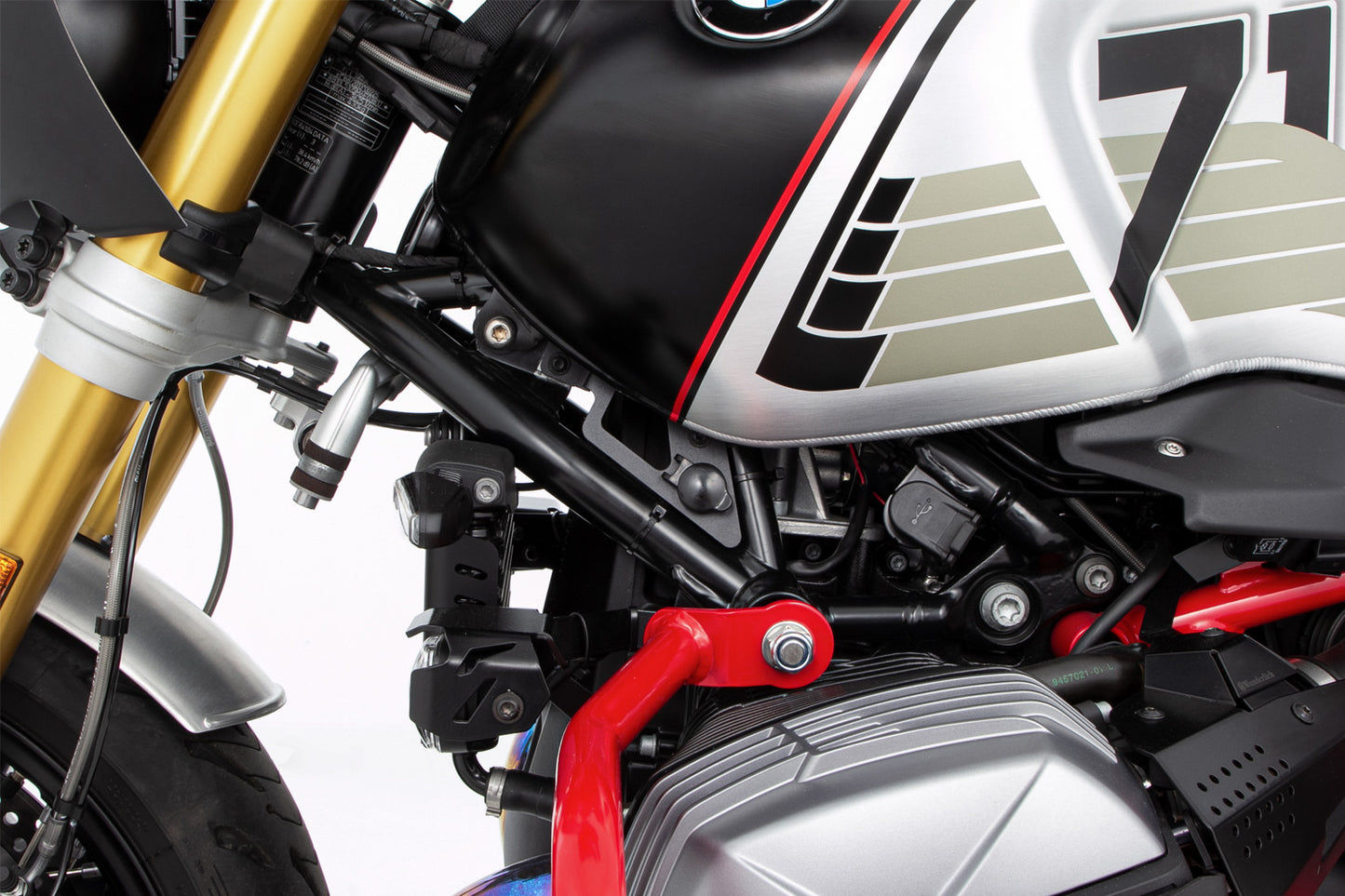 on-board socket - black R nineT 2021 on Euro 5