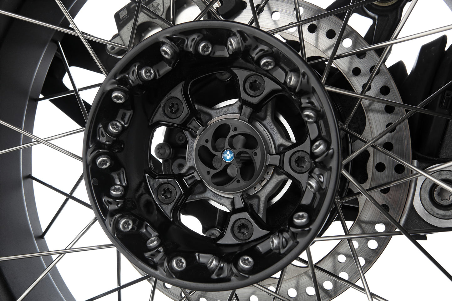 Crash pad hub cover - black