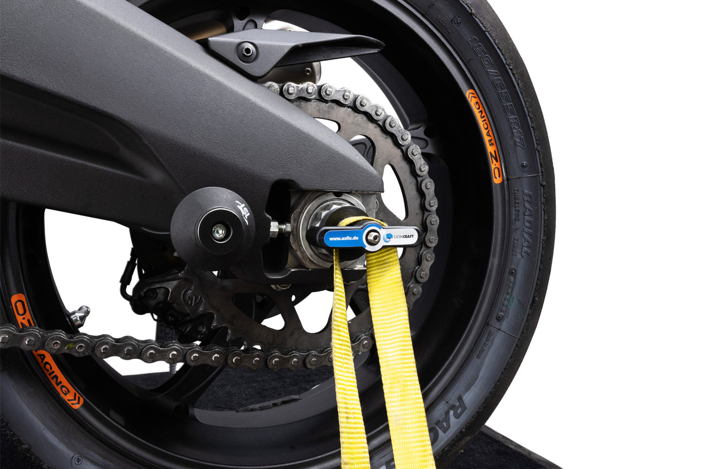 AXfix 2.0 Kit 1 bike tie down system