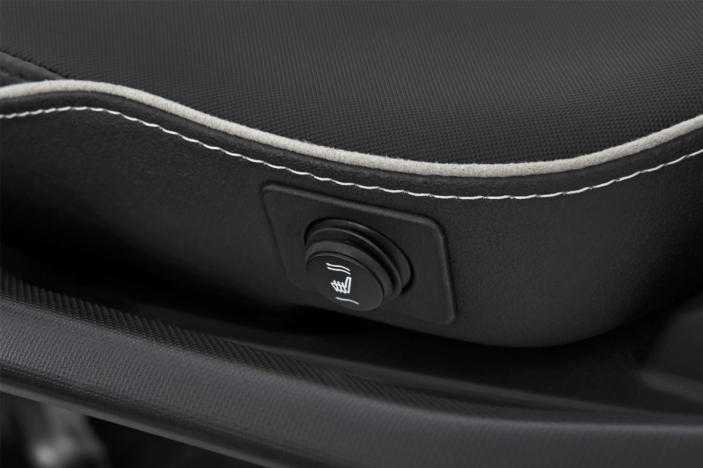 Heated Passenger Seat AKTIVKOMFORT Multistrada V4 - black