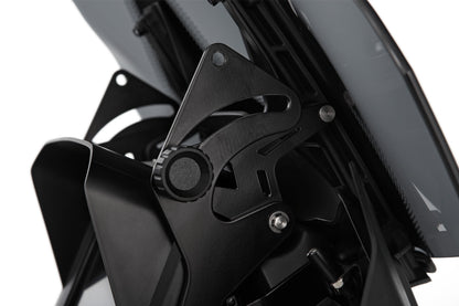 Windshield reinforcement for orig or accessory windshield - right - black