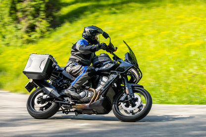 Windshield reinforcement for orig or accessory windshield - right - black