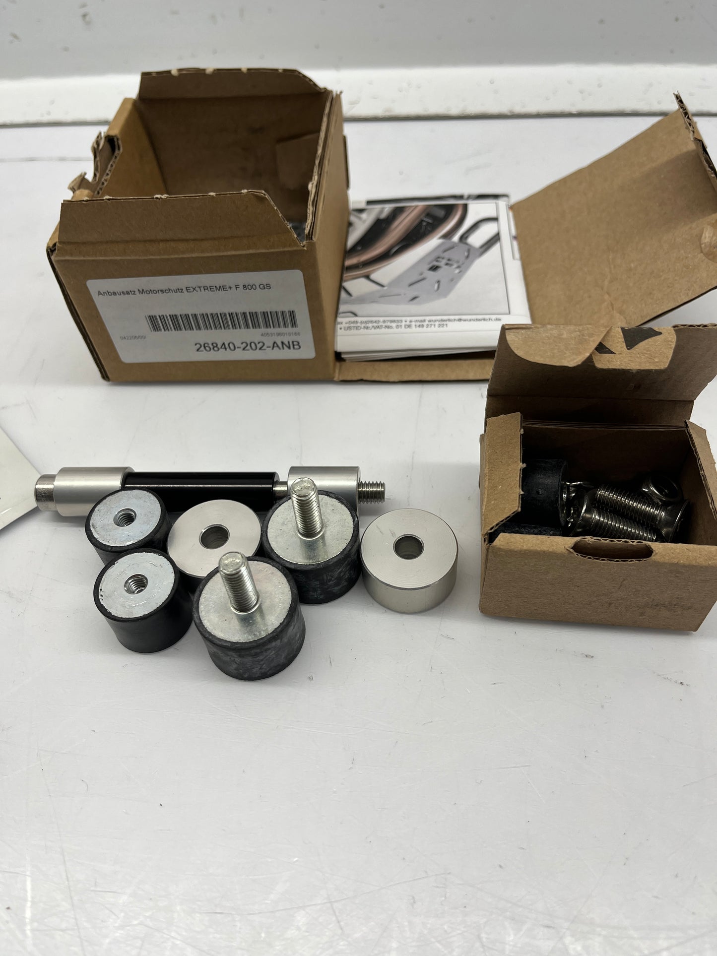 Engine protection Wunderlich Extreme - fitting kit only.