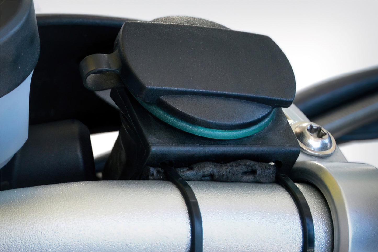 Cigarette lighter socket DIN